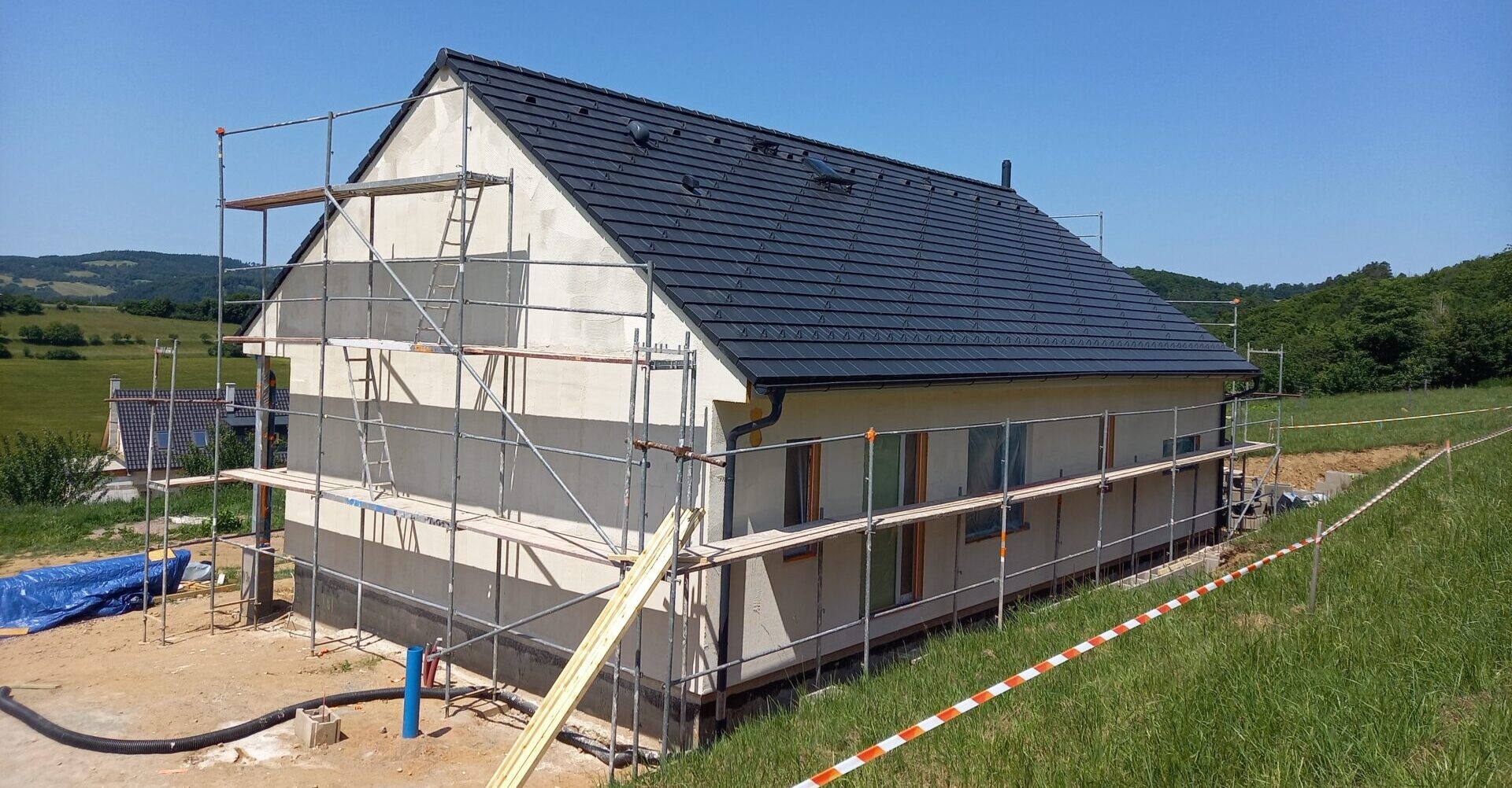 DŮM NAD SVRATKOU